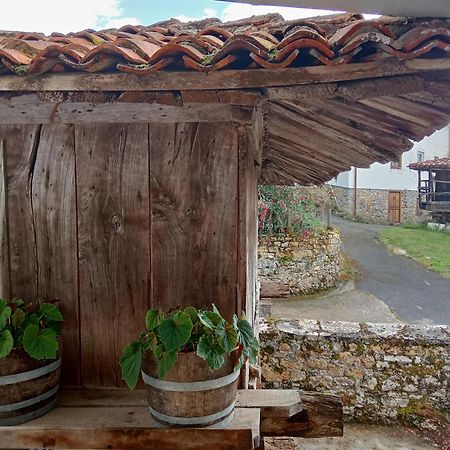 Casa La Cruz A 2Km De Onís الغرفة الصورة