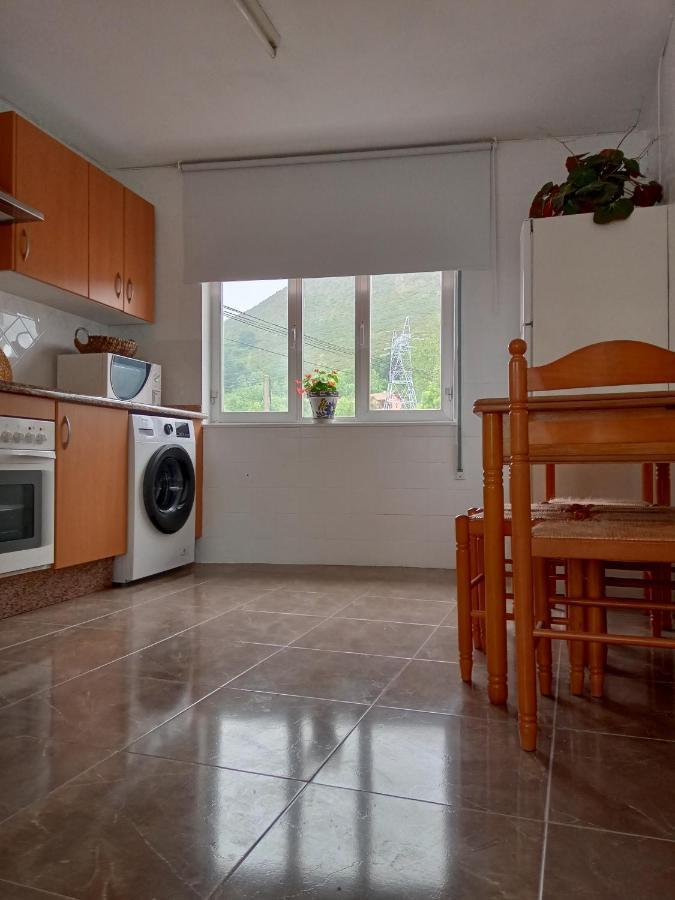 Casa La Cruz A 2Km De Onís المظهر الخارجي الصورة