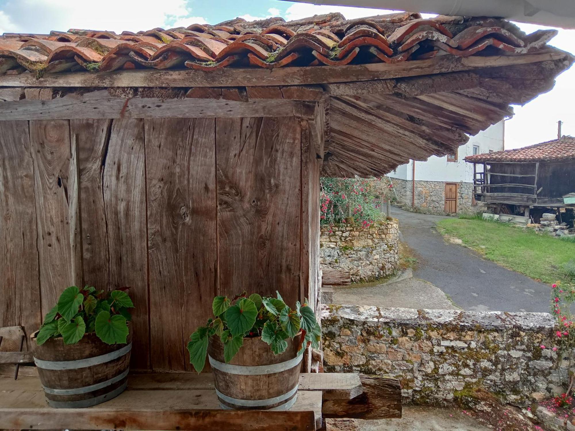 Casa La Cruz A 2Km De Onís الغرفة الصورة